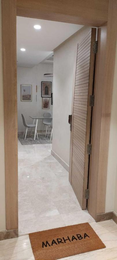 Appartement Luxueux Centre Casablanca Parking Prive Netflix ภายนอก รูปภาพ