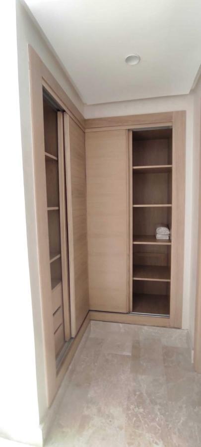Appartement Luxueux Centre Casablanca Parking Prive Netflix ภายนอก รูปภาพ