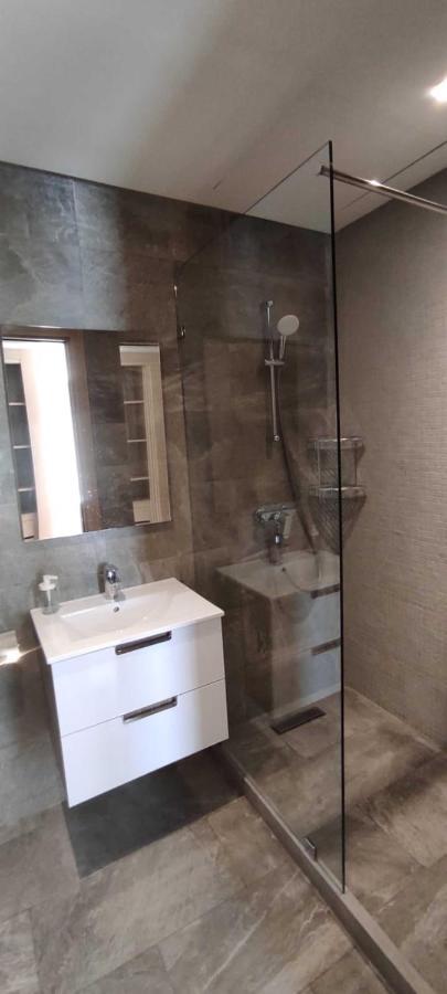 Appartement Luxueux Centre Casablanca Parking Prive Netflix ภายนอก รูปภาพ